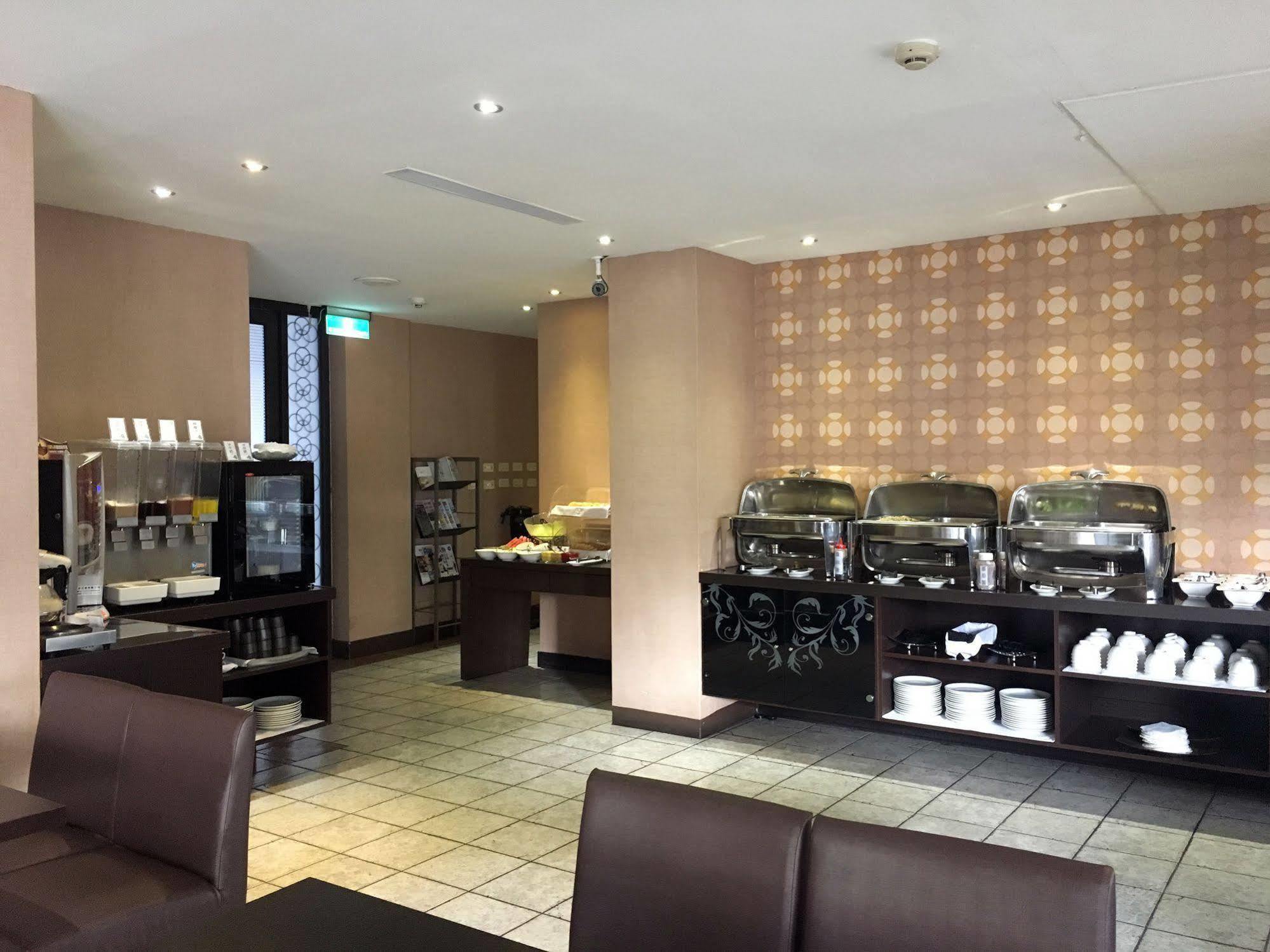 ザ リバーサイド ホテル&モーテル 高雄市 エクステリア 写真
